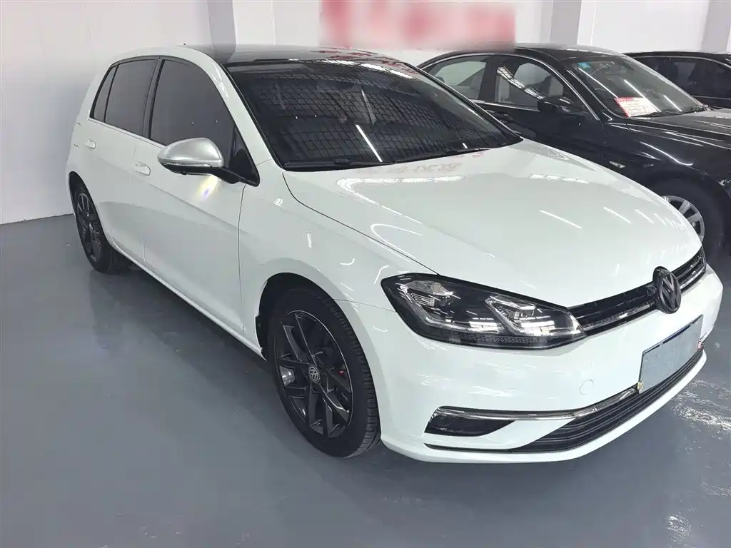 Volkswagen Golf 2020 Beloved Edition 280TSI DSG Comfort фото 9