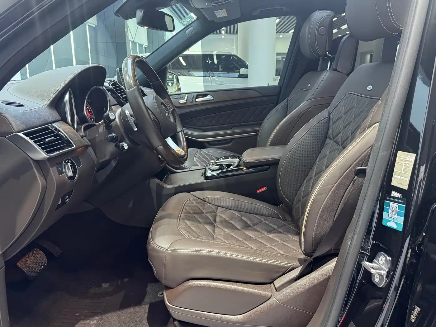 Mercedes-Benz GLS 2018 Facelift GLS 500 4MATIC фото 15