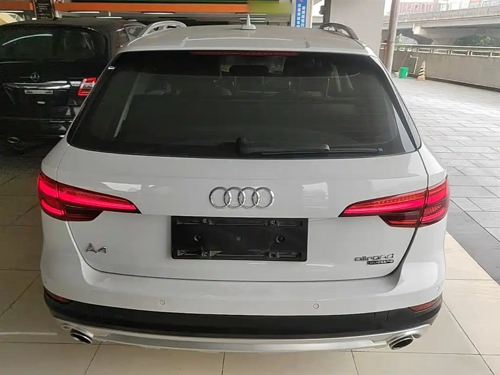 Audi A4 (Import) 2017 45 TFSI allroad quattro Fashion фото 6