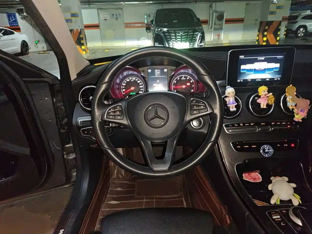 Mercedes-Benz C-Class 2017 Facelift C 200 L Sport Edition фото 6