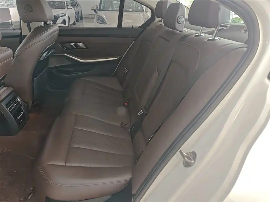 BMW 3 Series 2022 Facelift 320Li M Sport Package фото 13
