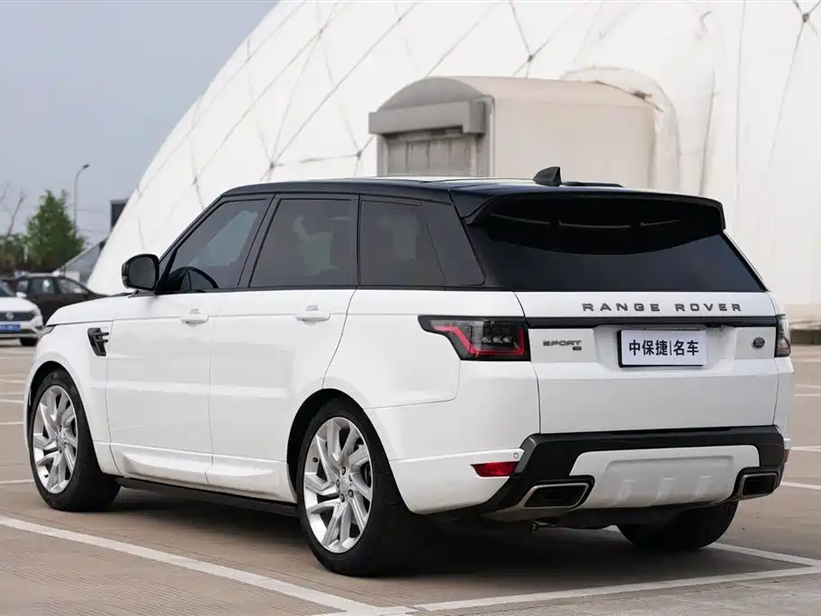 Land Rover Range Rover Sport 2020 3.0 L6 SE фото 24