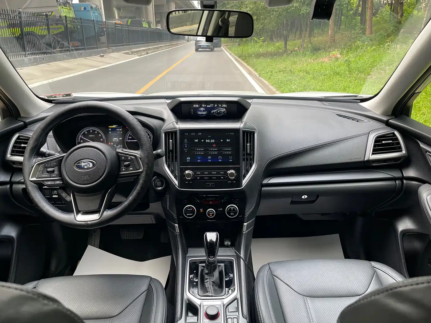 SUBARU FORESTER