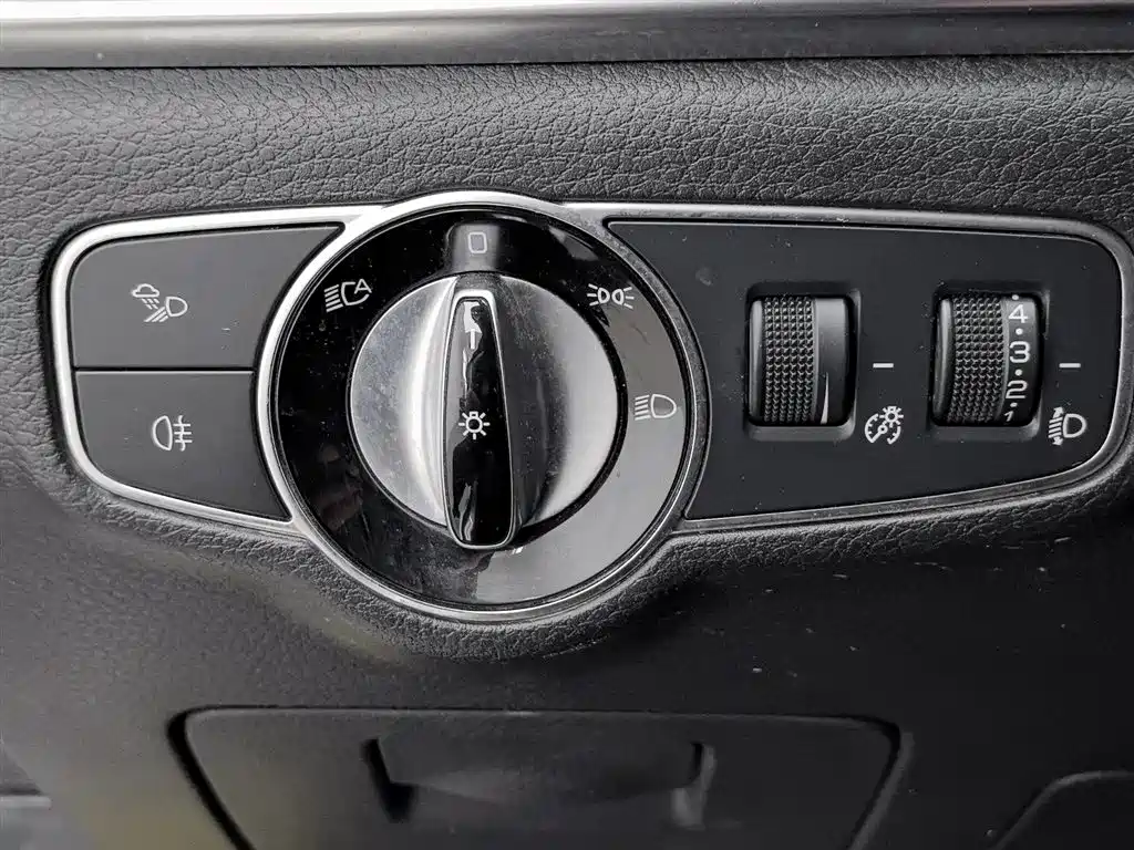 BYD Tang New Energy 2018 DM 2.0T AWD Smart Connection Enjoy Edition 7-Seater China V фото 21