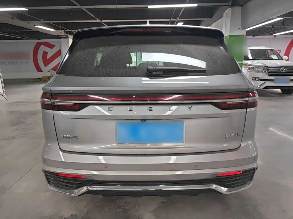 Фото 4 - Geely Monjaro