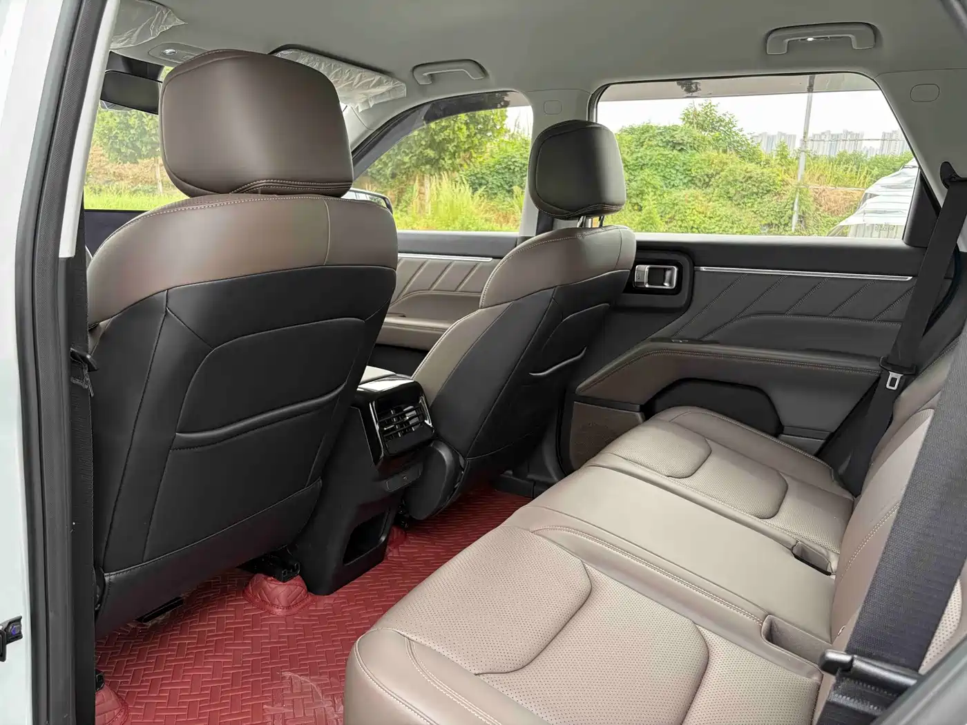 Photo 11 - Wuling Motors Starlight 560