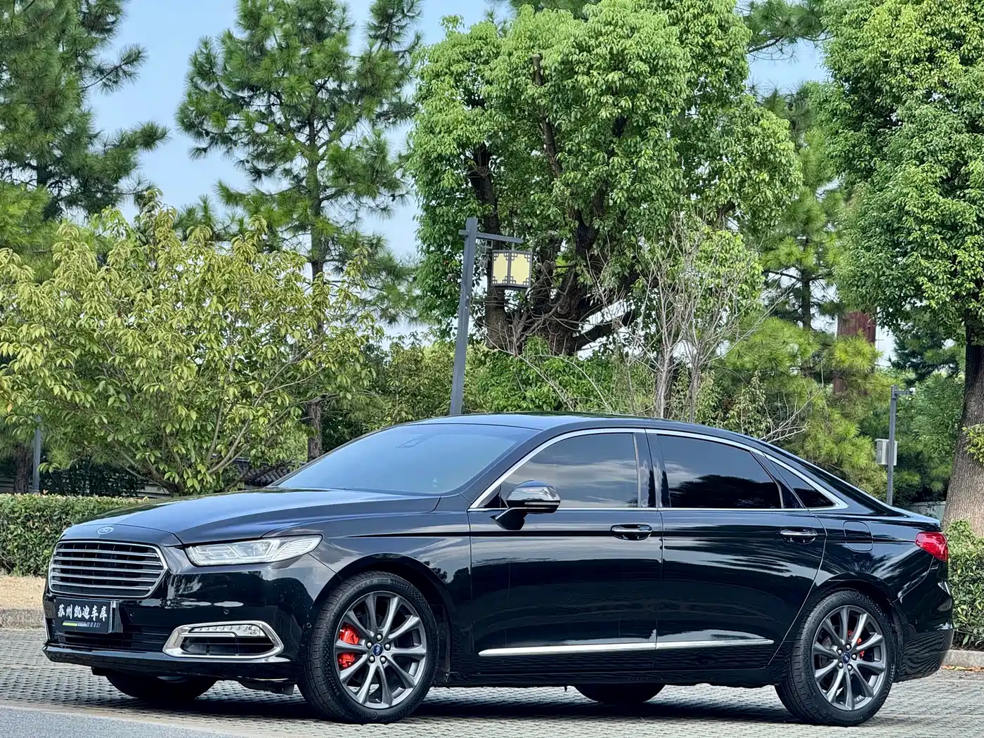 Ford Taurus 2016 2015 EcoBoost 325 V6 Flagship