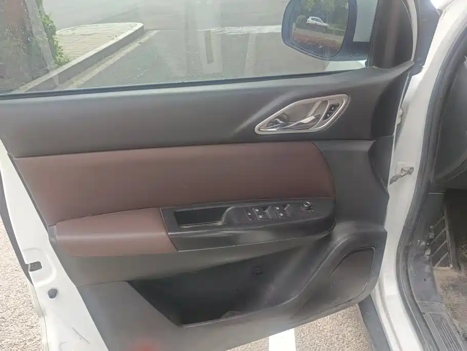 Bisu Auto Bisu T5 2017 2017 1.5T Manual Comfort