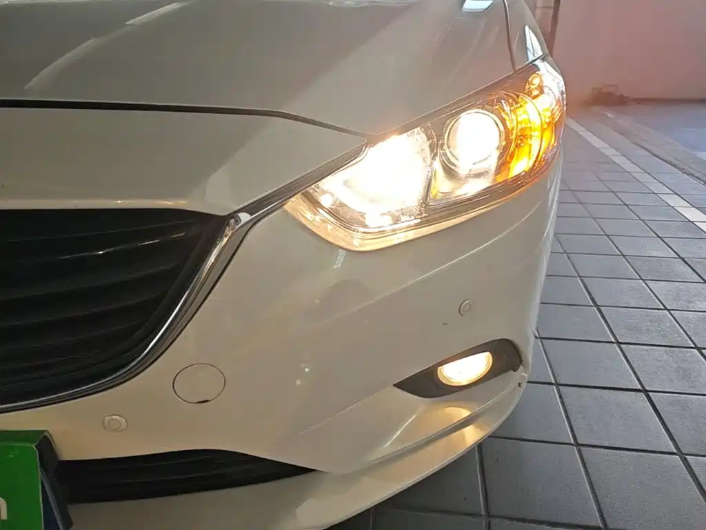 Photo 24 - Mazda Atenza
