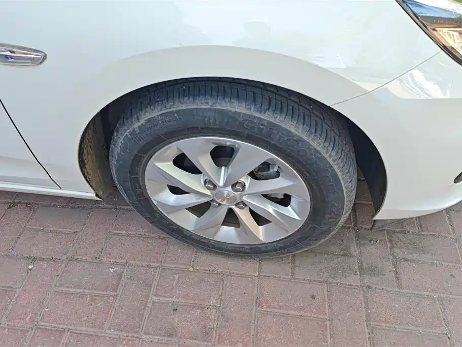 Chevrolet Cavalier 2021 325T Auto Joy Edition фото 6