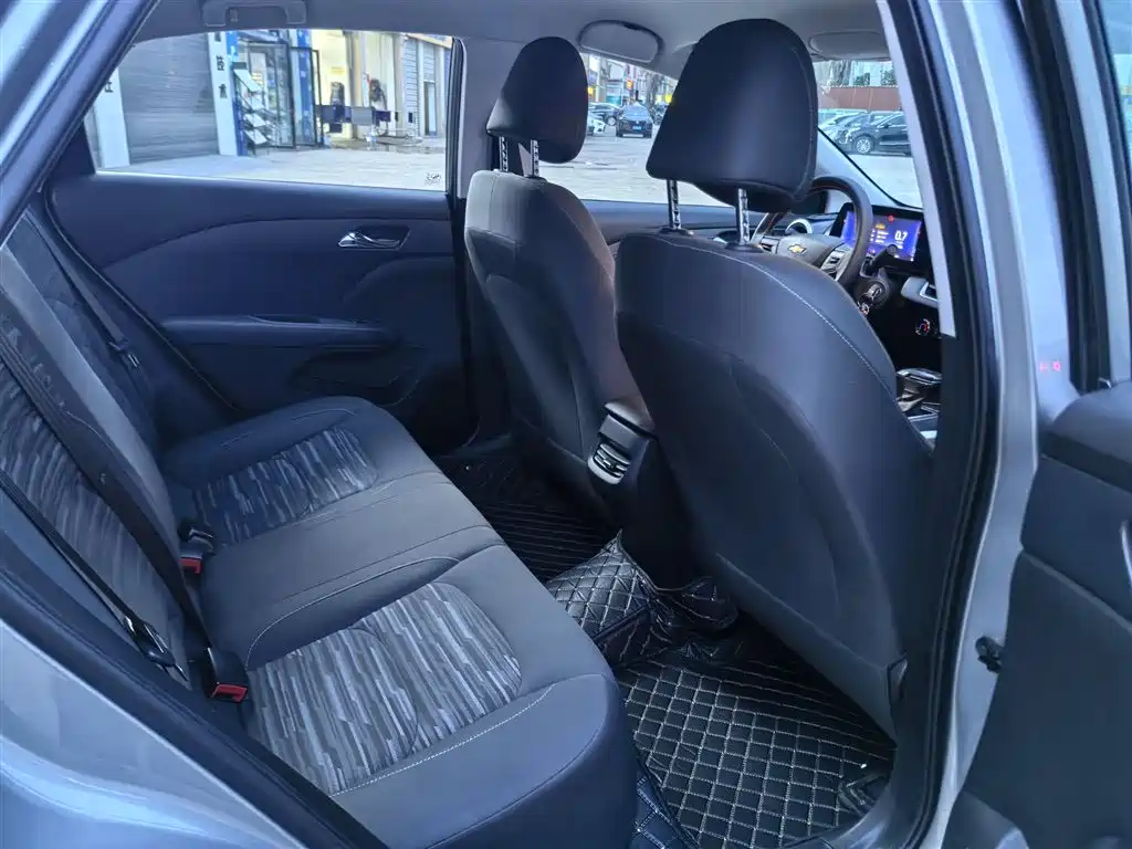 Chevrolet Monza 2023 1.5L DCT Enjoyment Edition фото 15