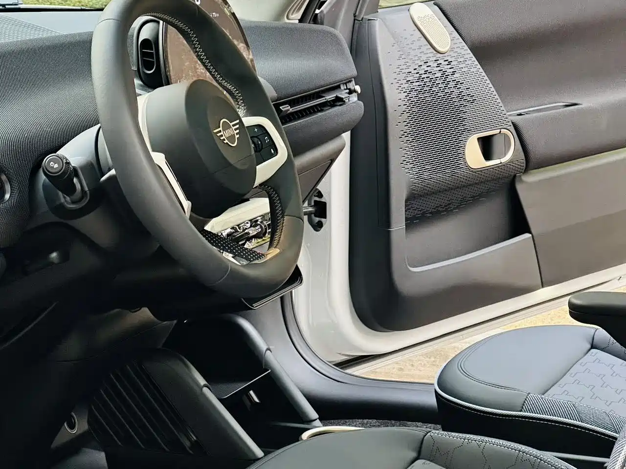 MINI ELECTRIC  COOPER