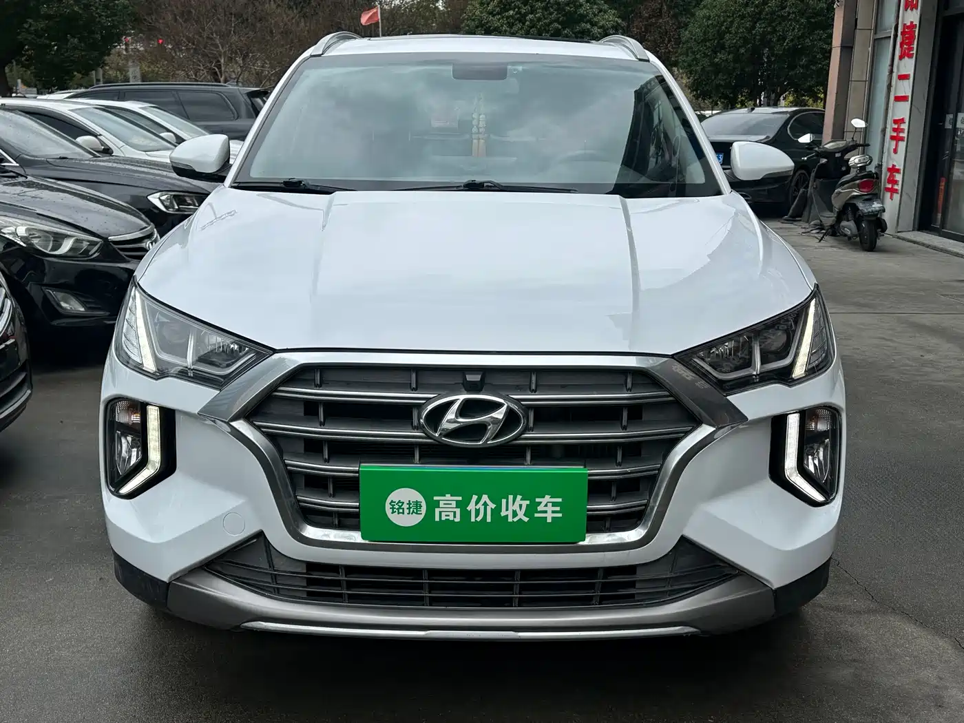 HYUNDAI TUCSON