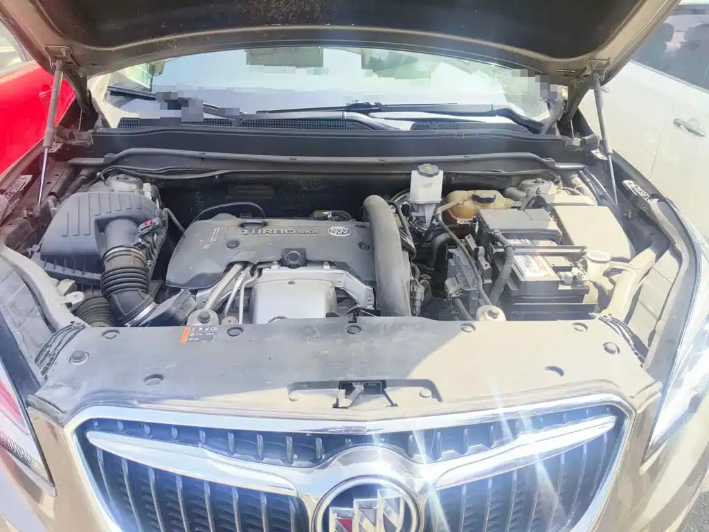 Photo 3 - Buick Envision Plus