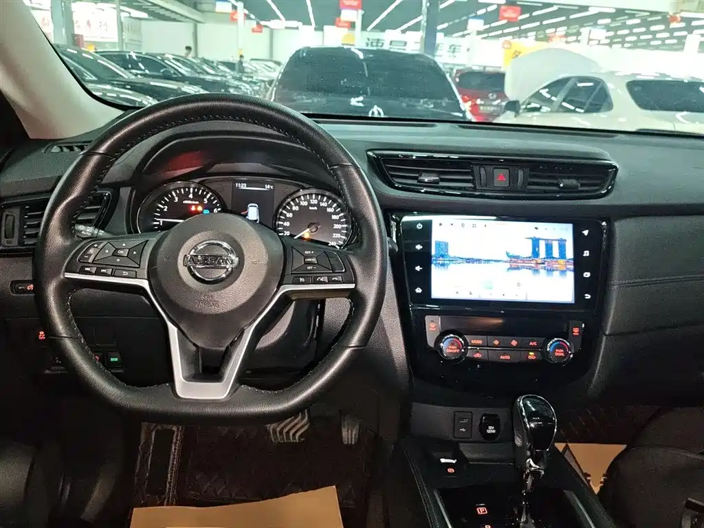 NISSAN QIJUN