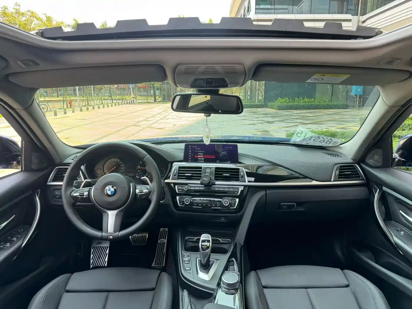 BMW 3 Series 2018 320Li Leading M Sport Package фото 5