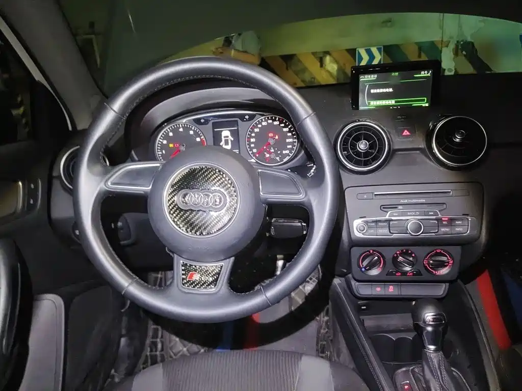Audi A1 2016 2016 30 TFSI Sportback Design Style Edition