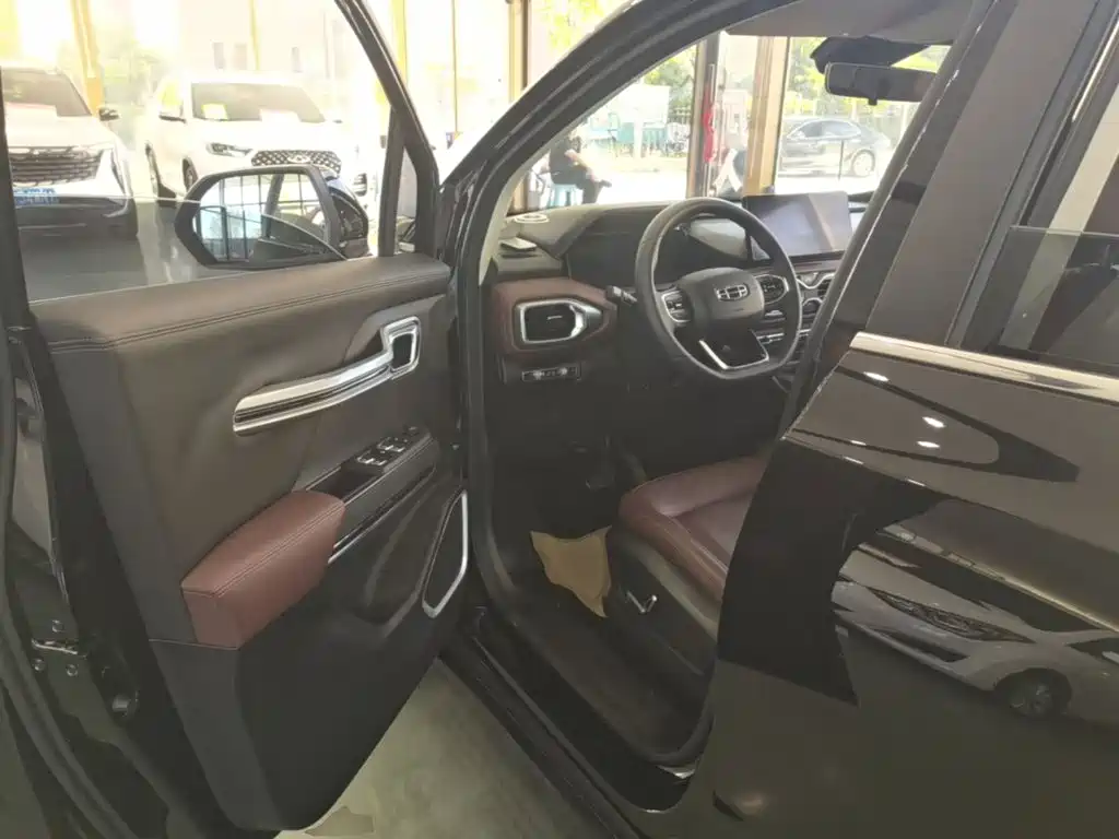 Geely Haoyue 2021 2022 1.8TD DCT Luxury 7-Seater