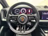 Photo 10 - Porsche Cayenne