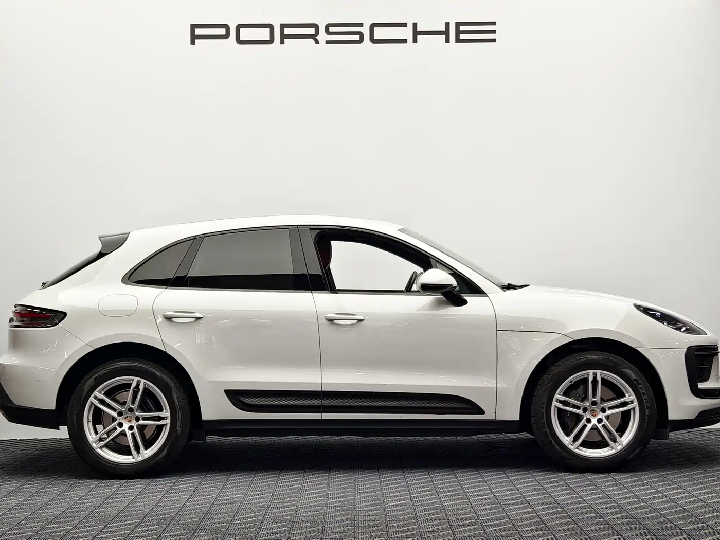 Porsche Macan 2024 Macan 2.0T фото 7