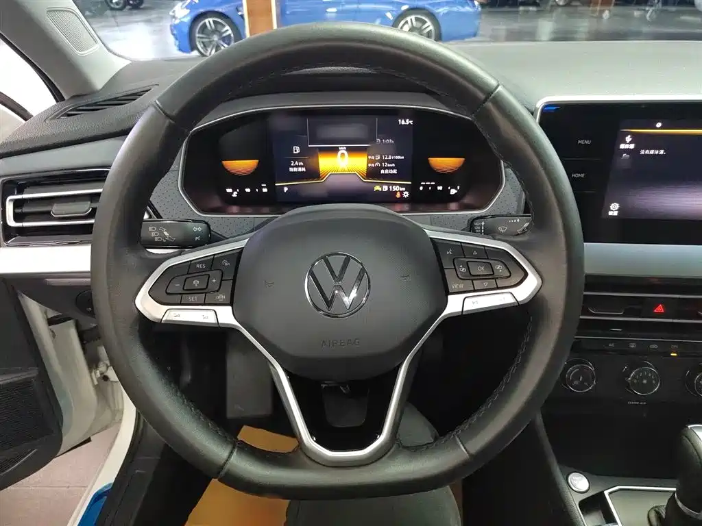 Volkswagen Lavida 2023 300TSI DSG Comfort Edition фото 3