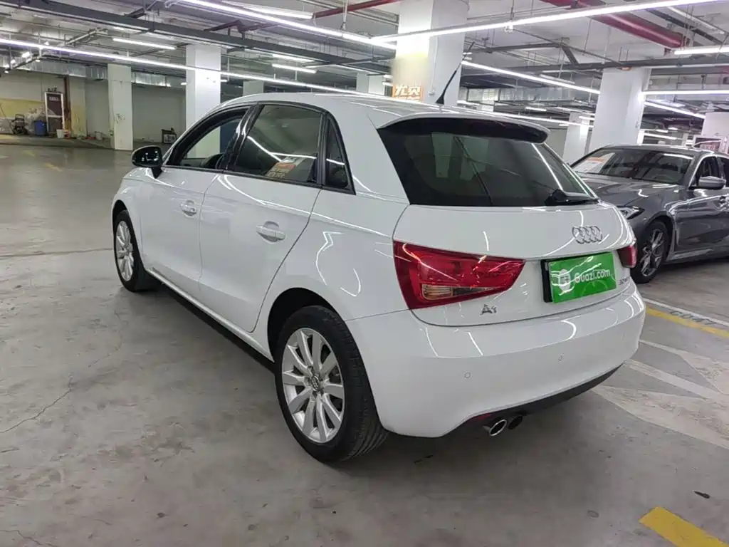 Audi A1 2016 2014 30 TFSI Sportback Comfort
