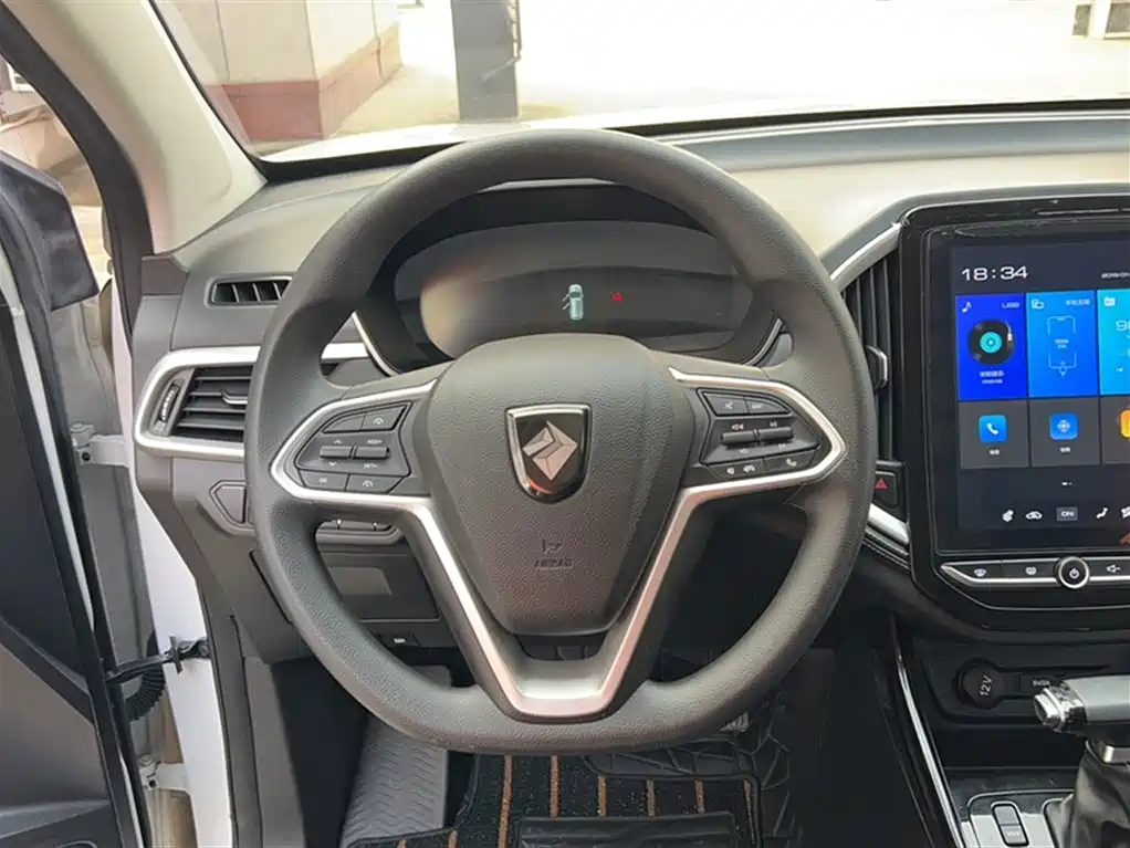 BAOJUN 530