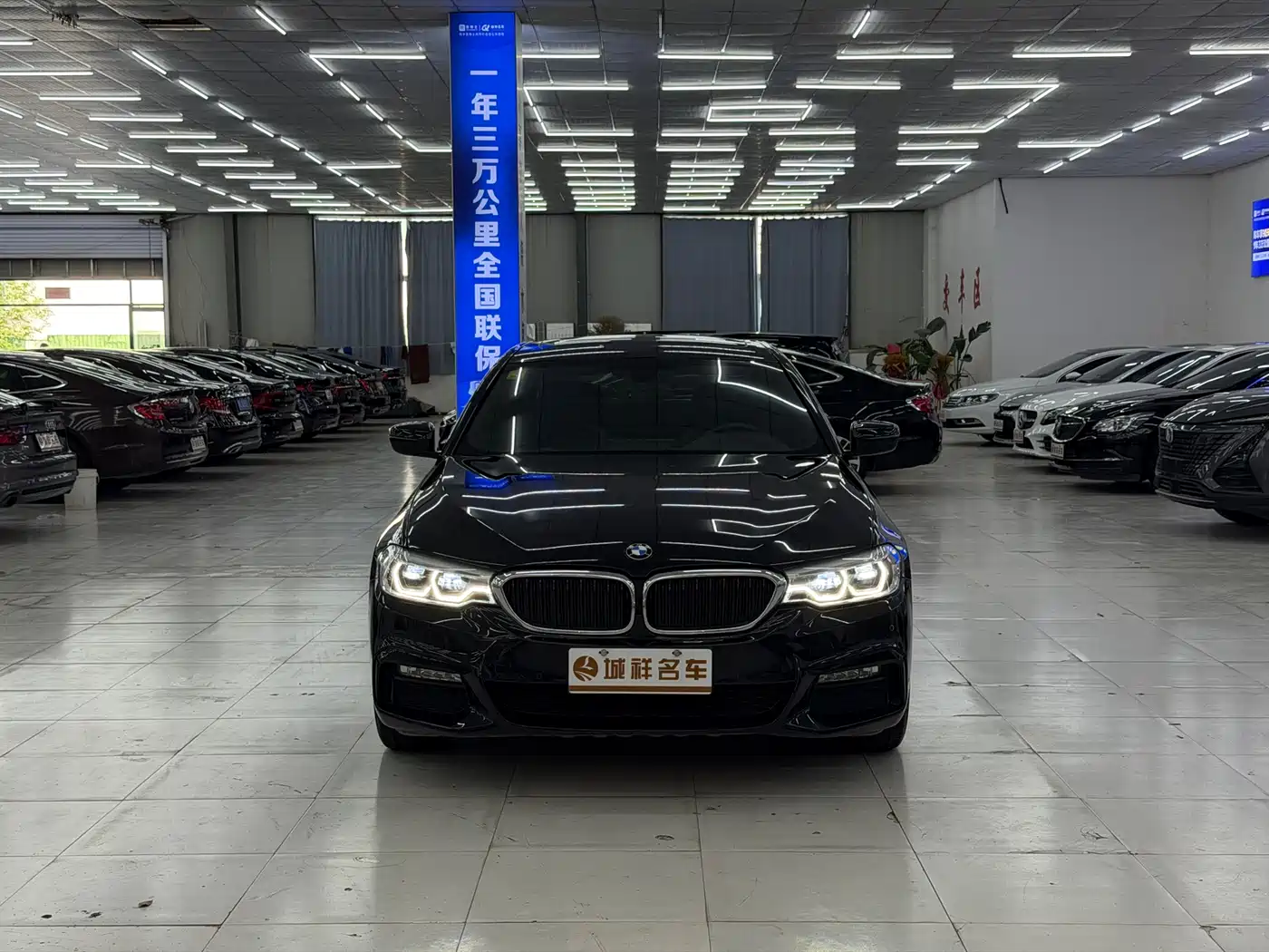 BMW 5 Series 2018 525Li M Sport Package фото 2