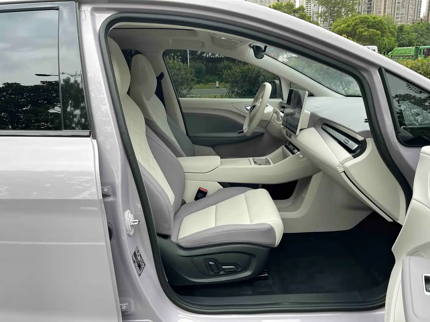 MG MG4 EV 2025 2025 High-end Model