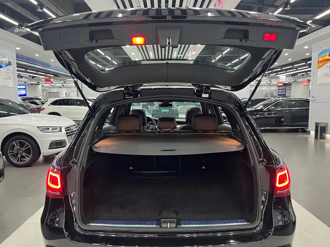 Mercedes-Benz GLC 2022 Facelift II GLC 260 L 4MATIC Luxury фото 20