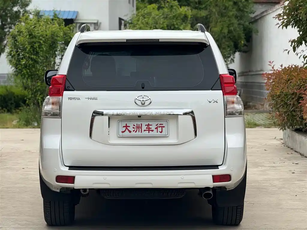 Toyota Prado 2010 4.0L Automatic VX NAVI фото 2