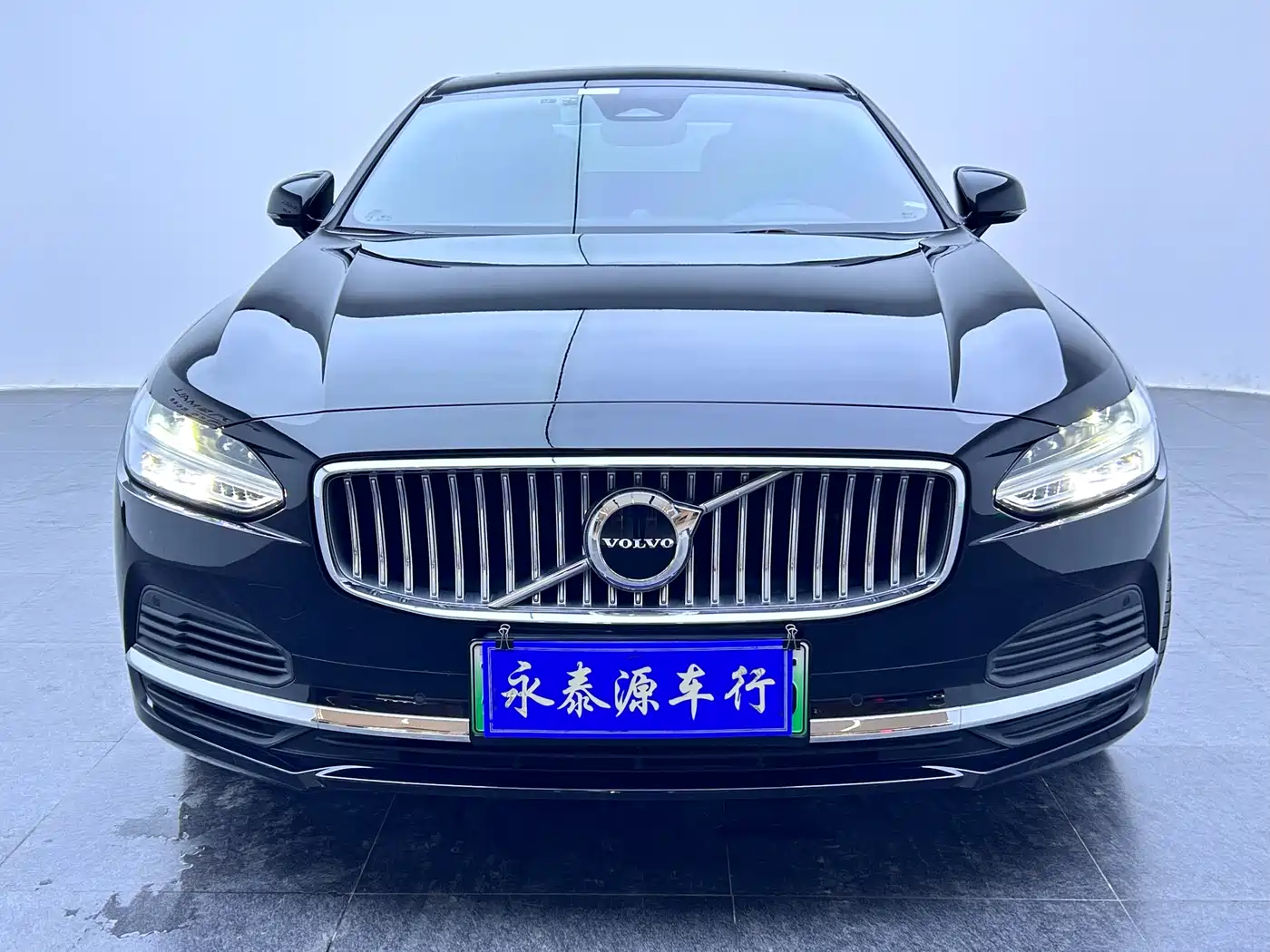 VOLVO S90 PLUG IN HYBRID