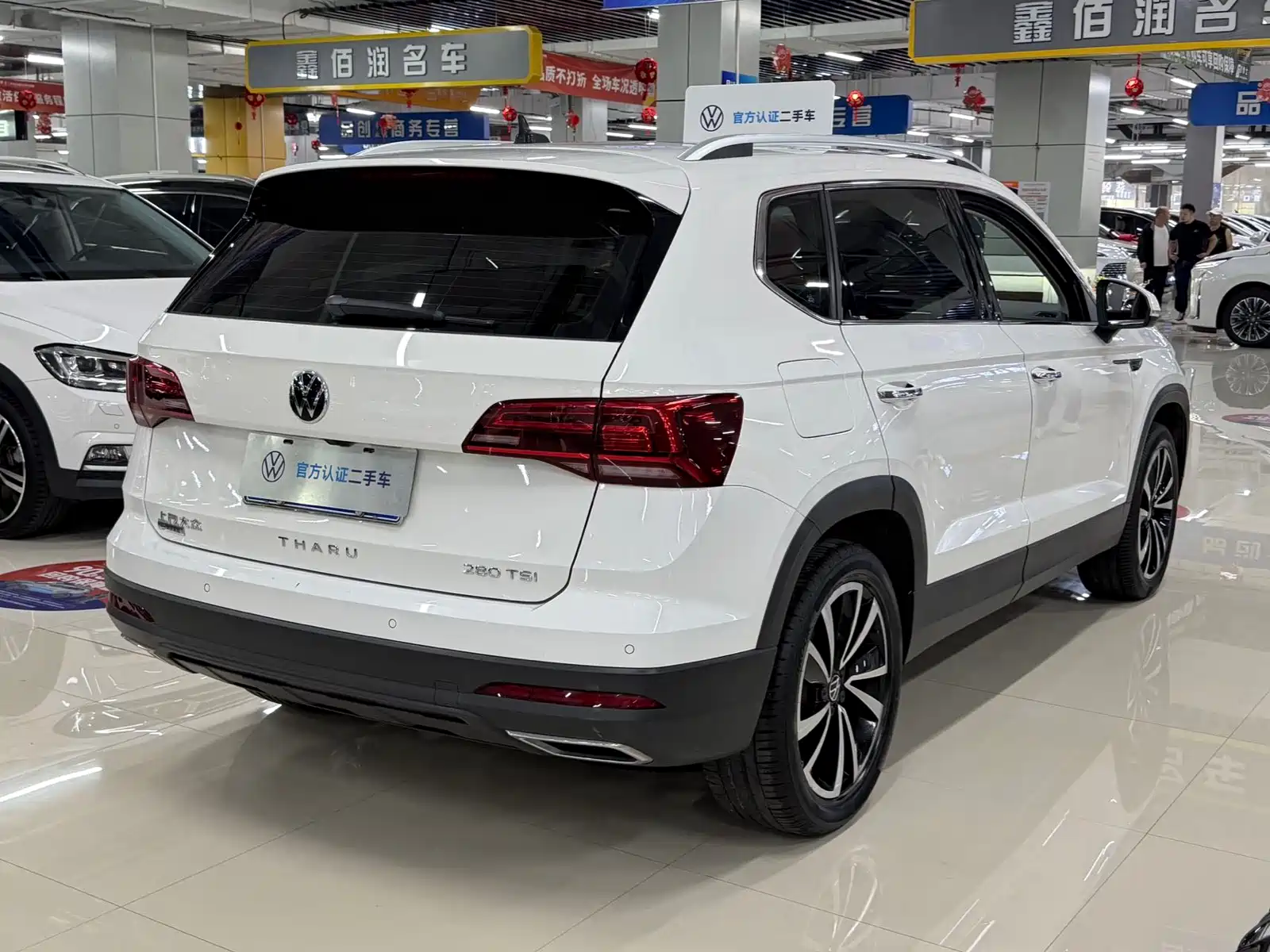 Фото 4 - Volkswagen Tharu