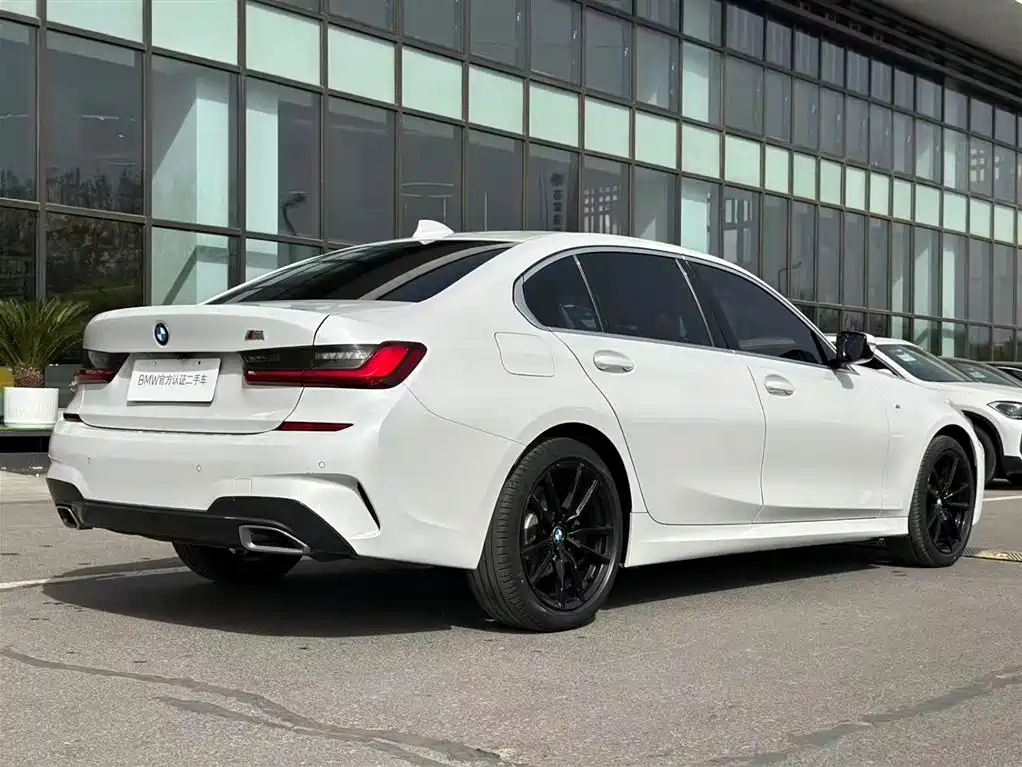 BMW 3 Series 2022 325Li M Sport Package фото 14