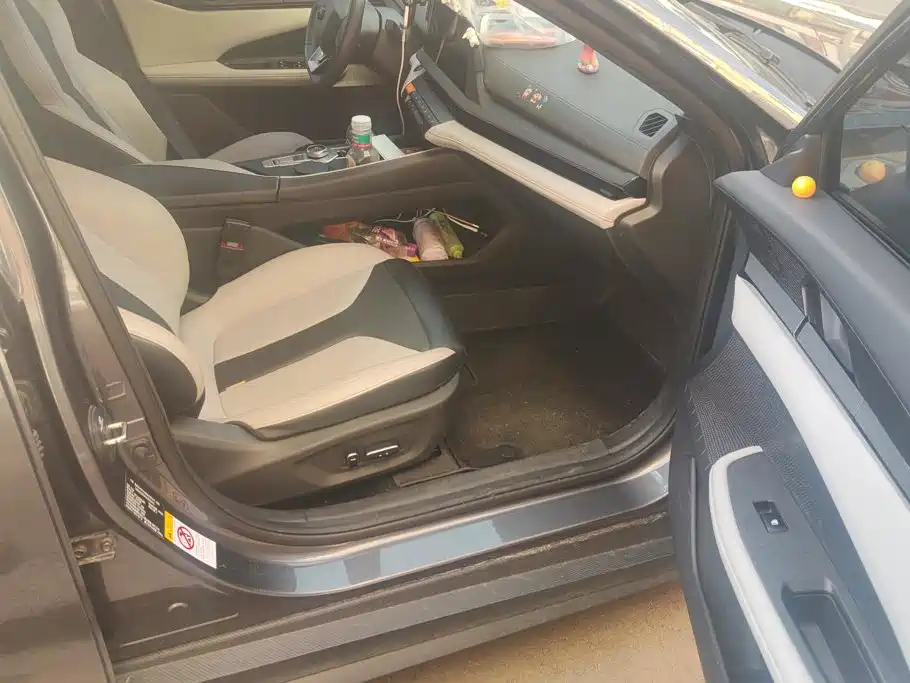 Changan UNI-V iDD 2024 2024 Blue Whale Smart iDD 136km Smart Premium
