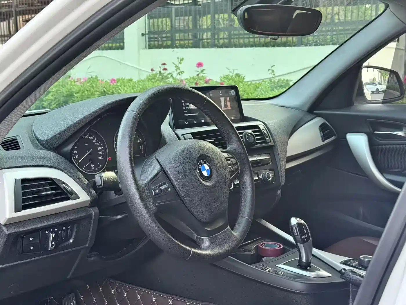 BMW 1 Series (Import) 2013 Facelift 116i Leading Model фото 4