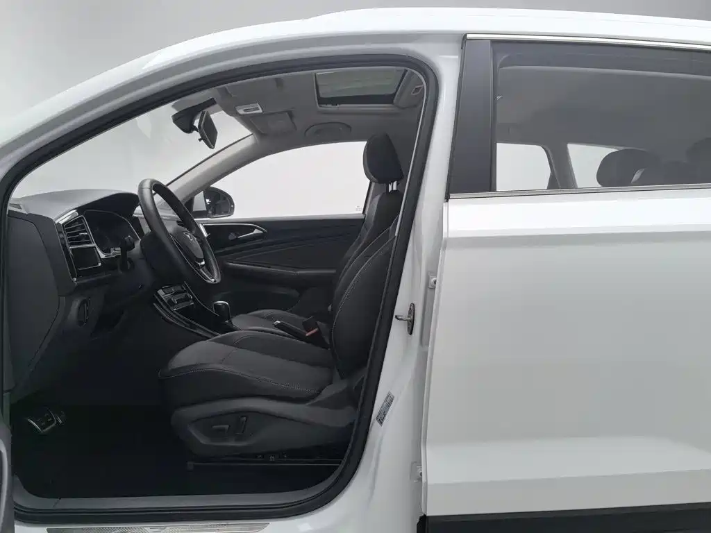 Фото 10 - Jetta VS5