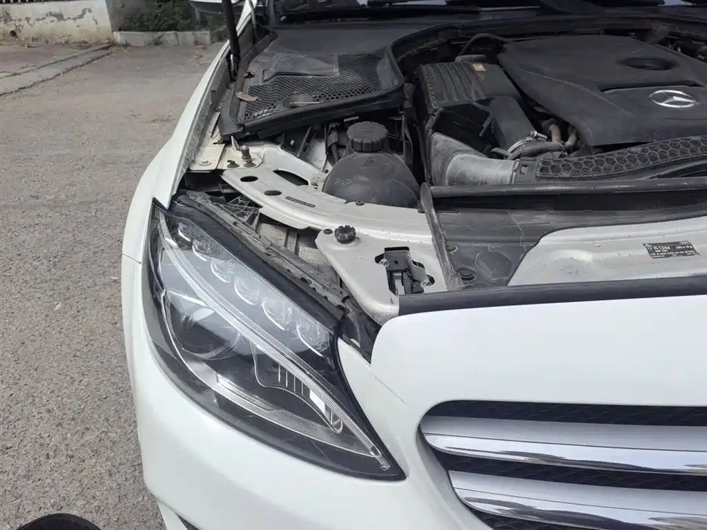 Mercedes-Benz C-Class 2016 C 200 L Sport фото 21