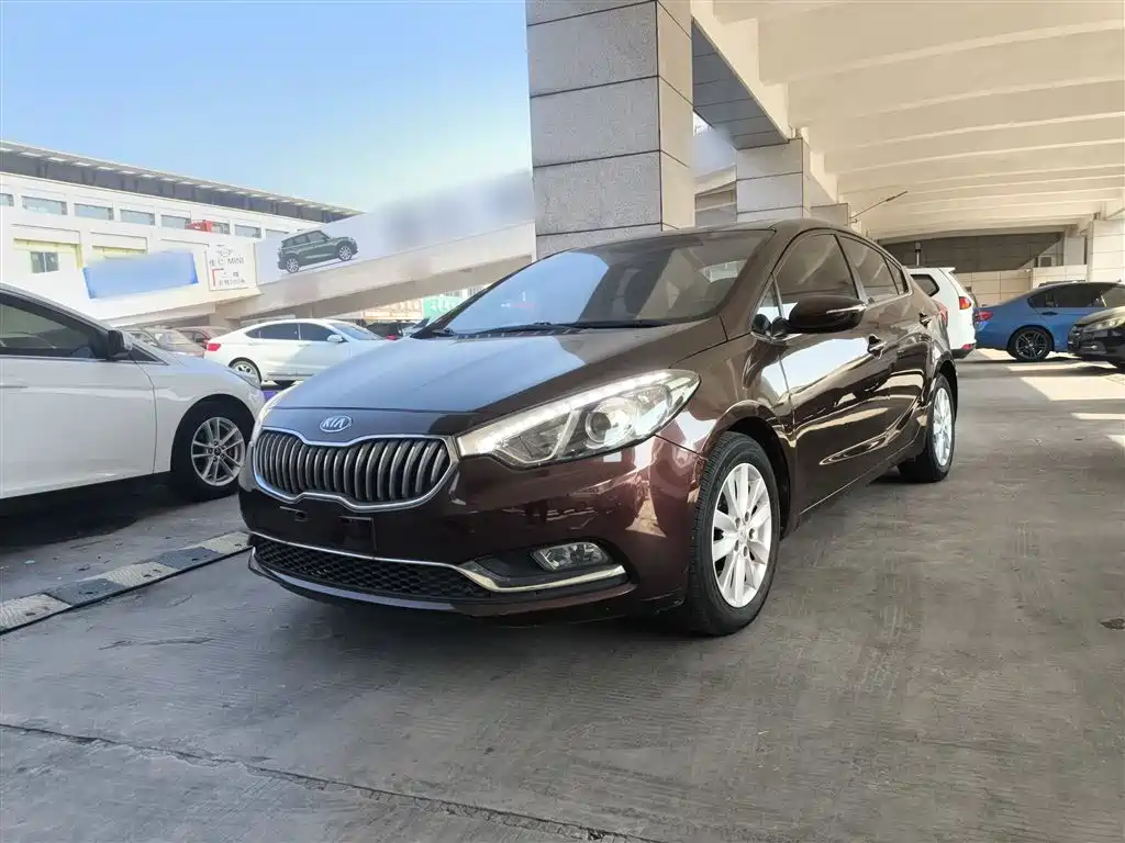 Kia K3 2015 1.6L Automatic GLS фото 2