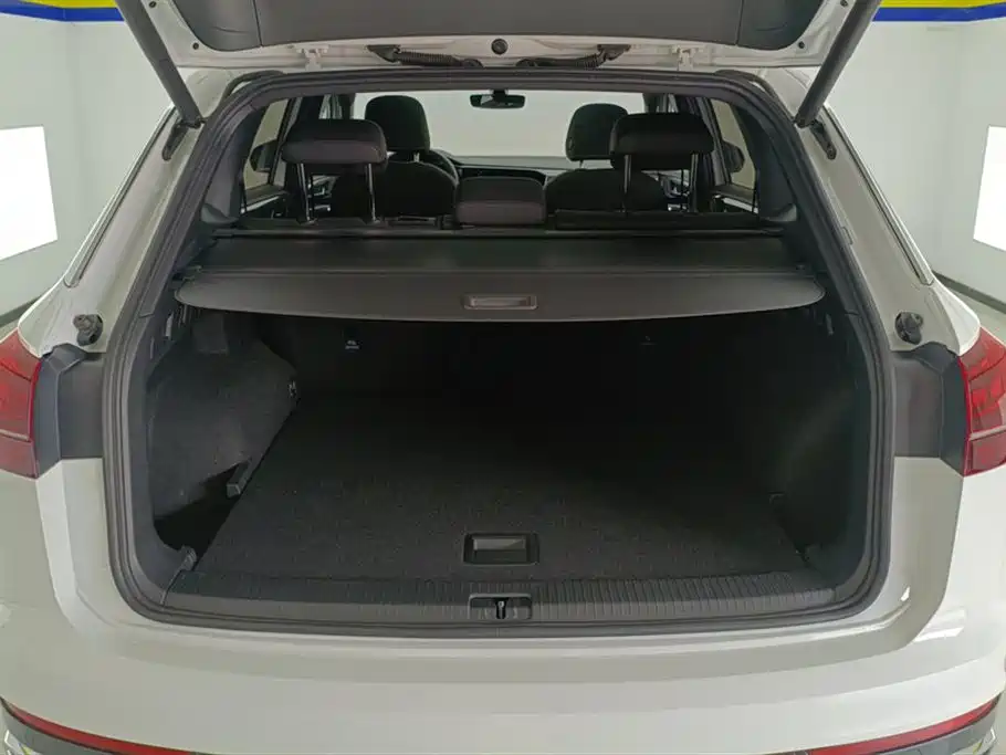 Volkswagen Tayron 2022 380TSI 4WD R-Line Smart Connect Edition фото 4