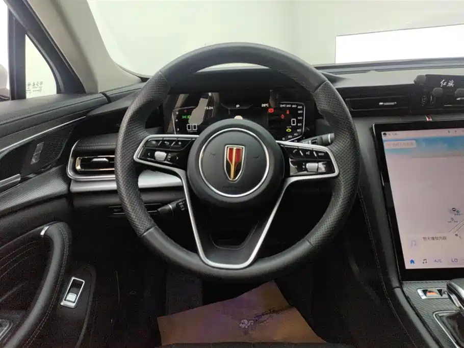 Hongqi H5 2024 1.5T DCT Smart Connect Flag Rhythm Edition фото 15