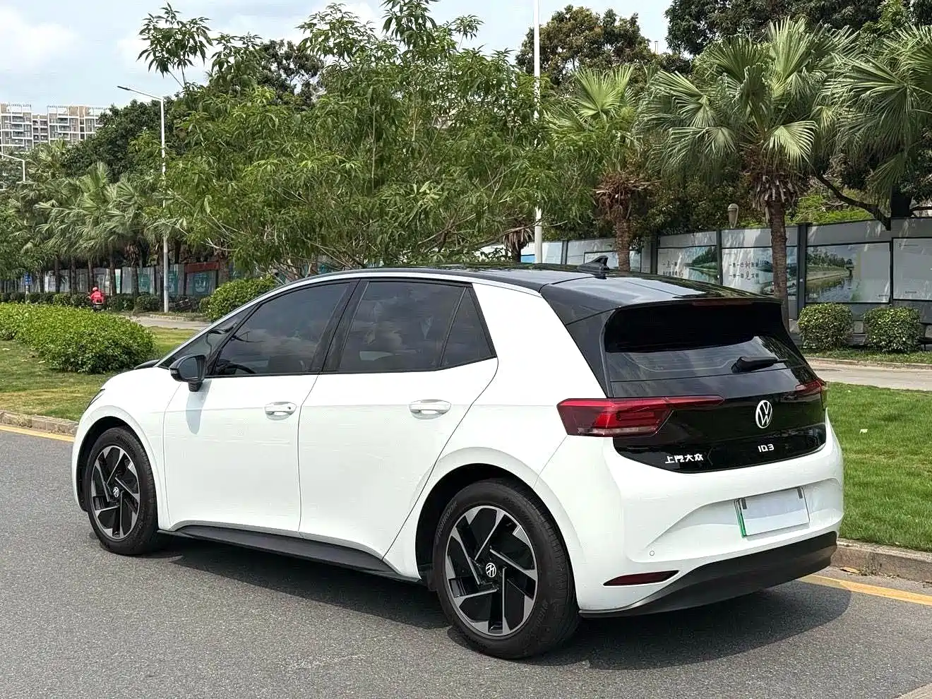 Volkswagen ID.3 2024 Pure Smart Edition фото 3