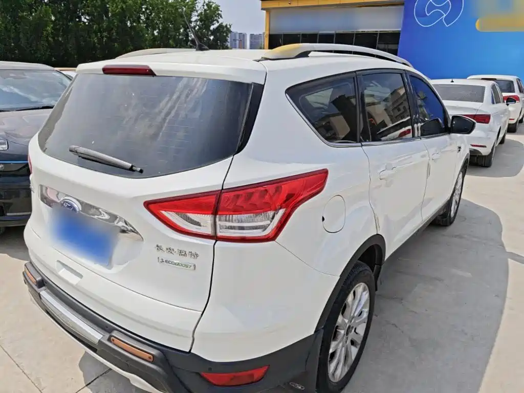 Ford Kuga 2015 2013 1.6L GTDi FWD Trend