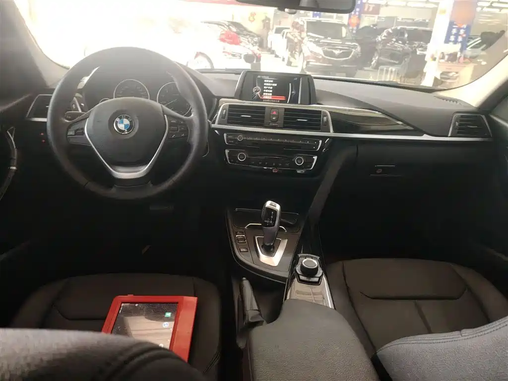 BMW 3 Series 2017 320Li Fashion фото 11