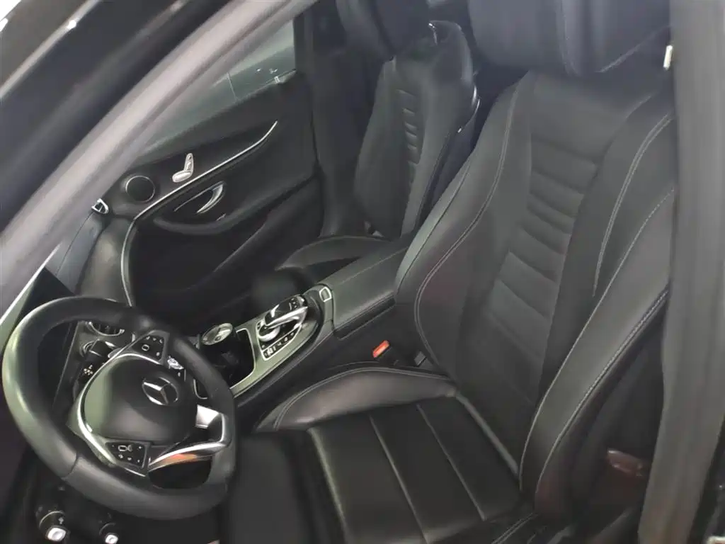 Mercedes-Benz E-Class 2018 E 200 L Sport фото 15