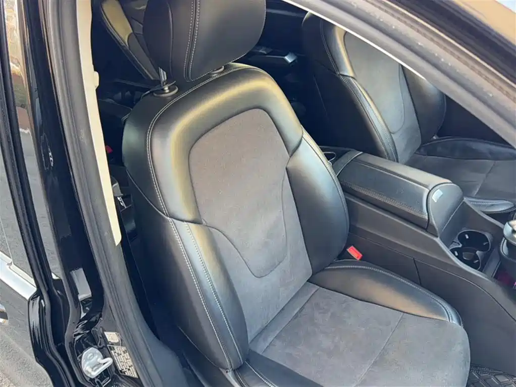 Mercedes-Benz V-Class 2018 V 260 Navigator Edition China VI фото 13