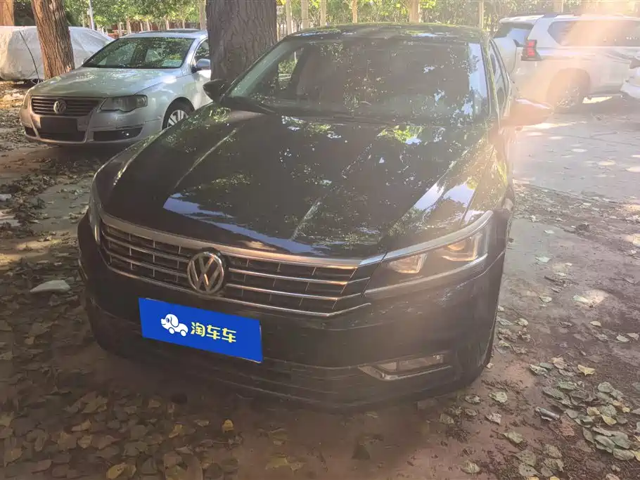 Volkswagen Passat 2016 330TSI DSG Honor Edition фото 2