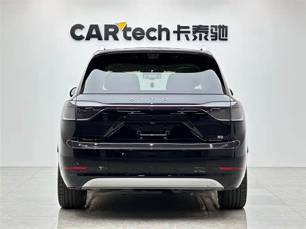 AITO Wenjie AITO M9 2025 Extended Range Ultra 52kWh 6-Seater фото 4
