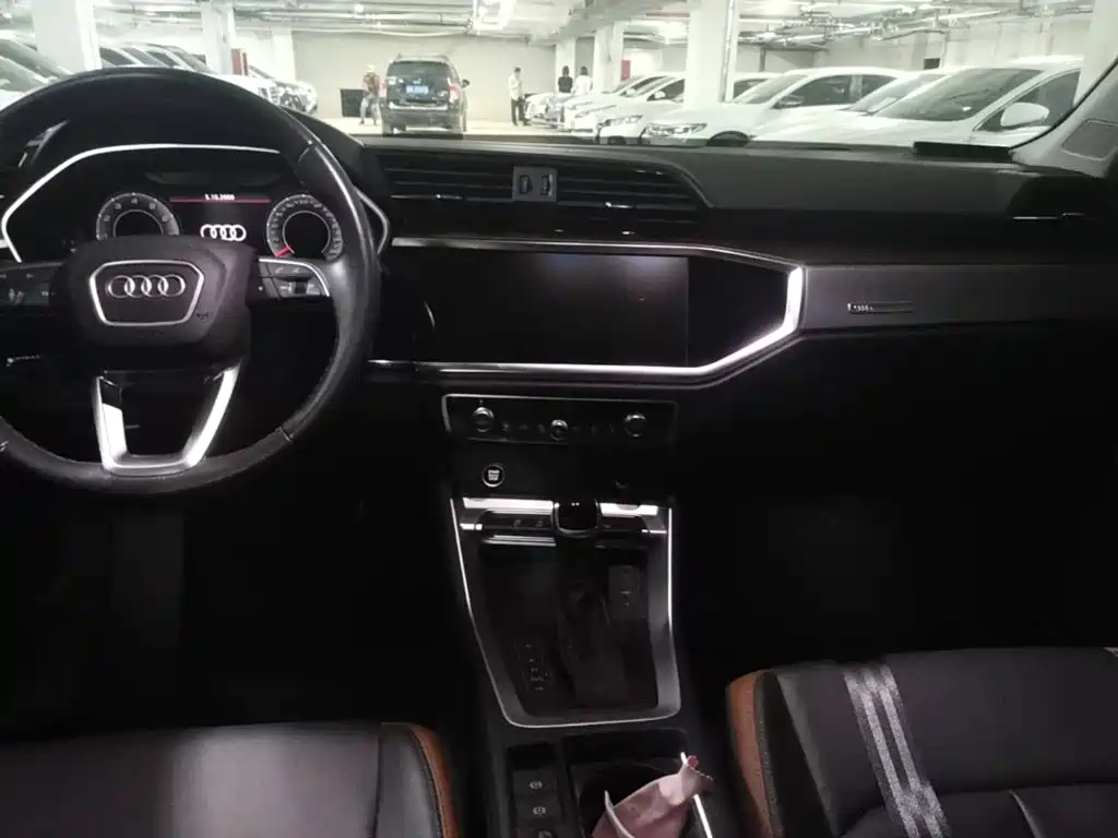 Фото 12 - Audi Q3