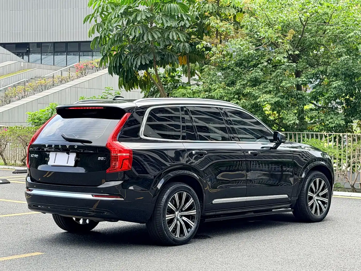 Volvo XC90 2023 2023 B5 Smart Luxury Edition 7-Seater